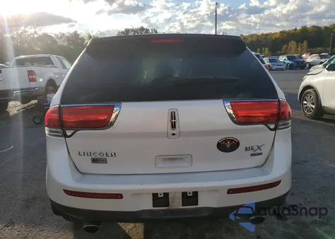 2013 Lincoln Mkx z USA, uszkodzony, nr VIN 2LMDJ8JK3DBL00617